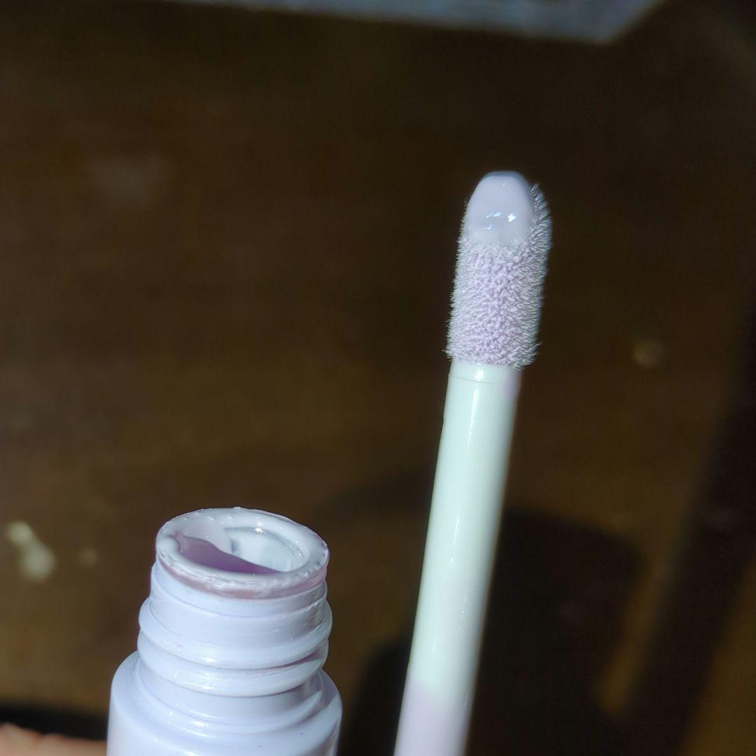 くすみを抑えて透明感アップ！ kissコントロールカラーベース 03Purple