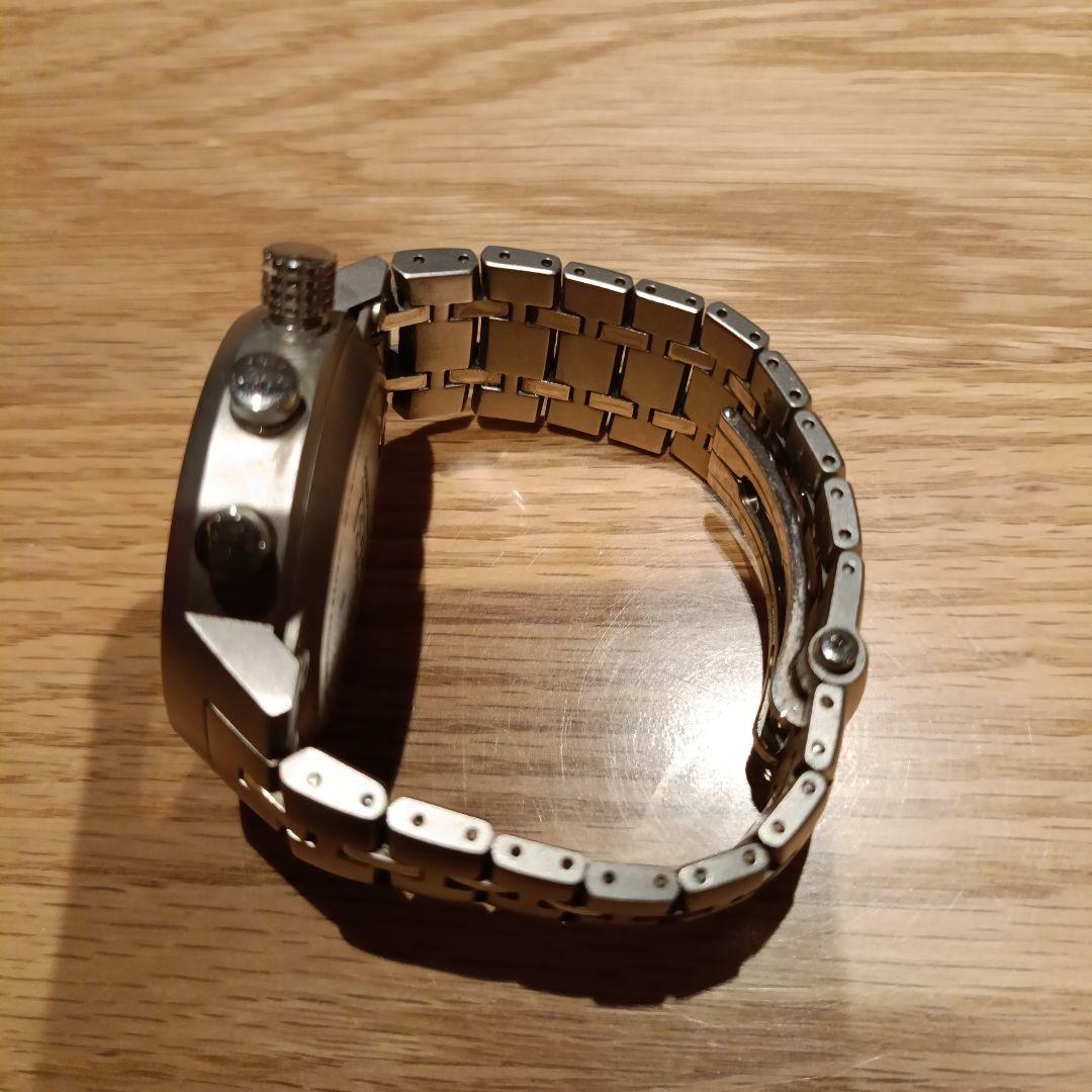SUUNTO TEK　TERRA デジタル腕時計 シルバー