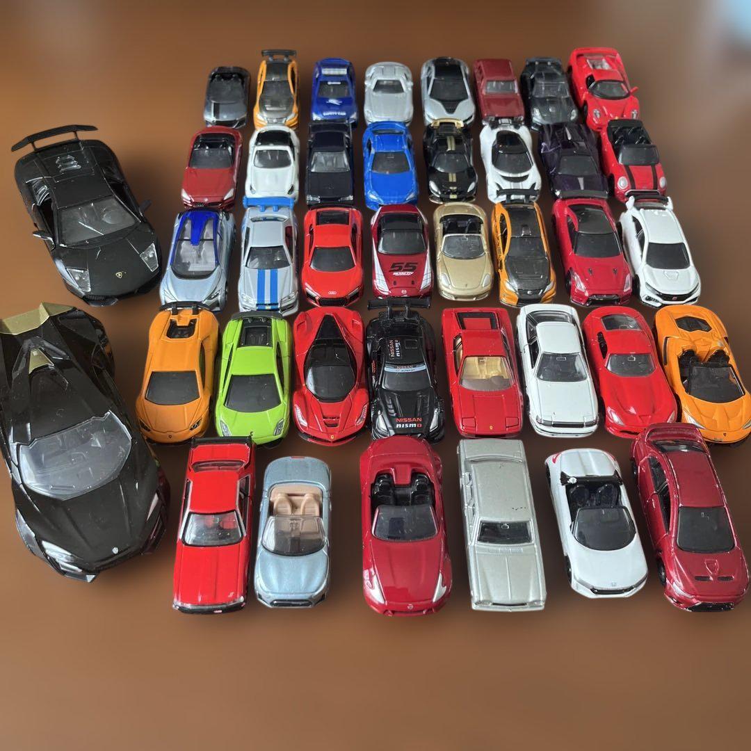 【日本産】 トミカ 40台 まとめ売り スポーツカー 男の子 おもちゃ GTR ミニカー