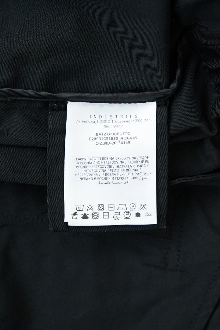 MONCLER モンクレール BATZ GIUBBOTTO コート - メルカリ MONCLER モンクレール BATZ GIUBBOTTO コート - メルカリ