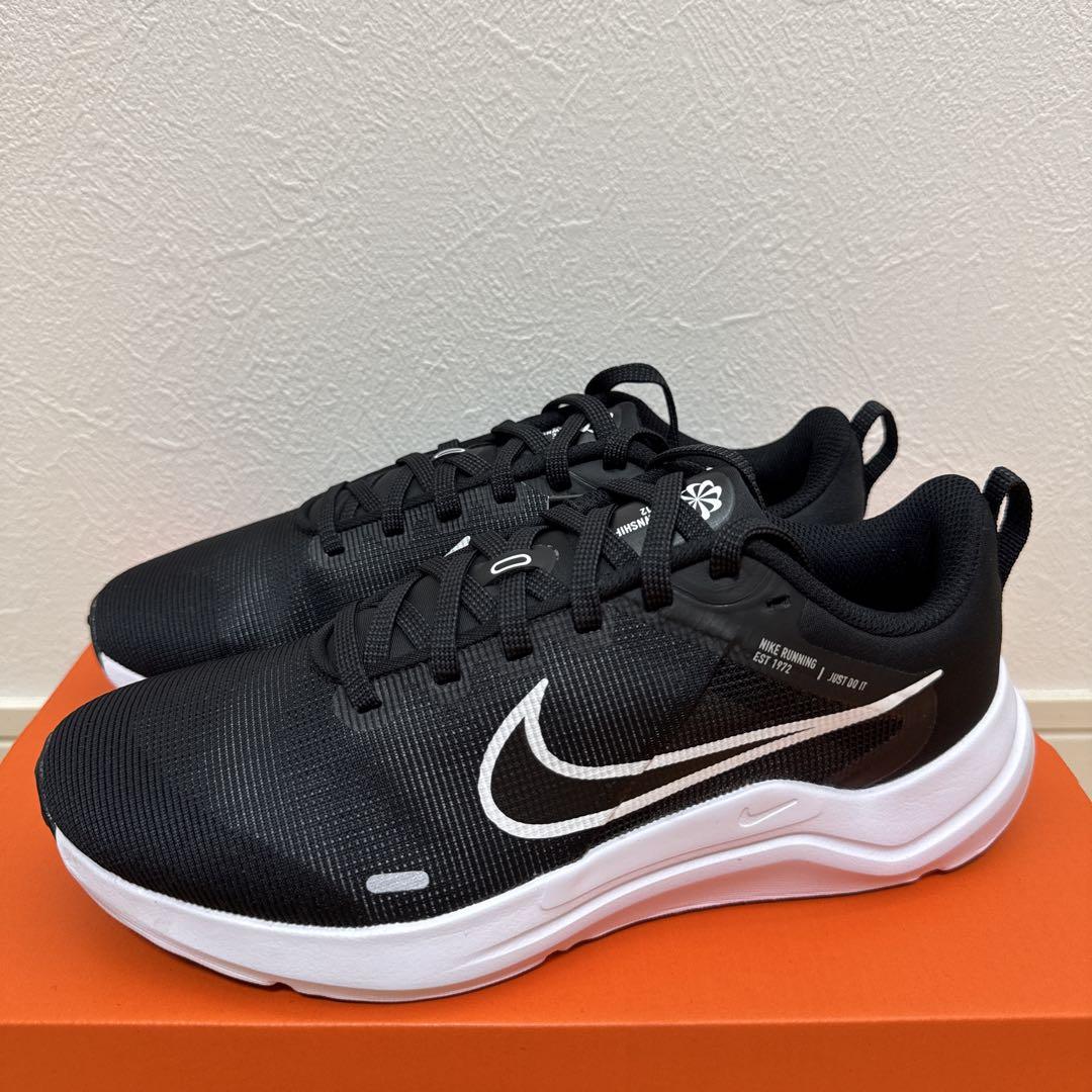 NIKE ダウンシフター12 ランニングシューズ　レディース　黒　24.5 新品