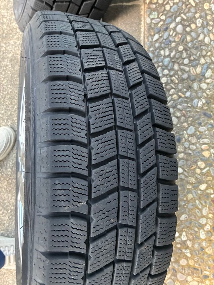 国産スタッドレス（ダンロップ）アルミセット アクア　ノート　多数適合　詳細欄で‼️ オリジナル車・バイク・自転車 - 国産スタッドレス（ダンロップ