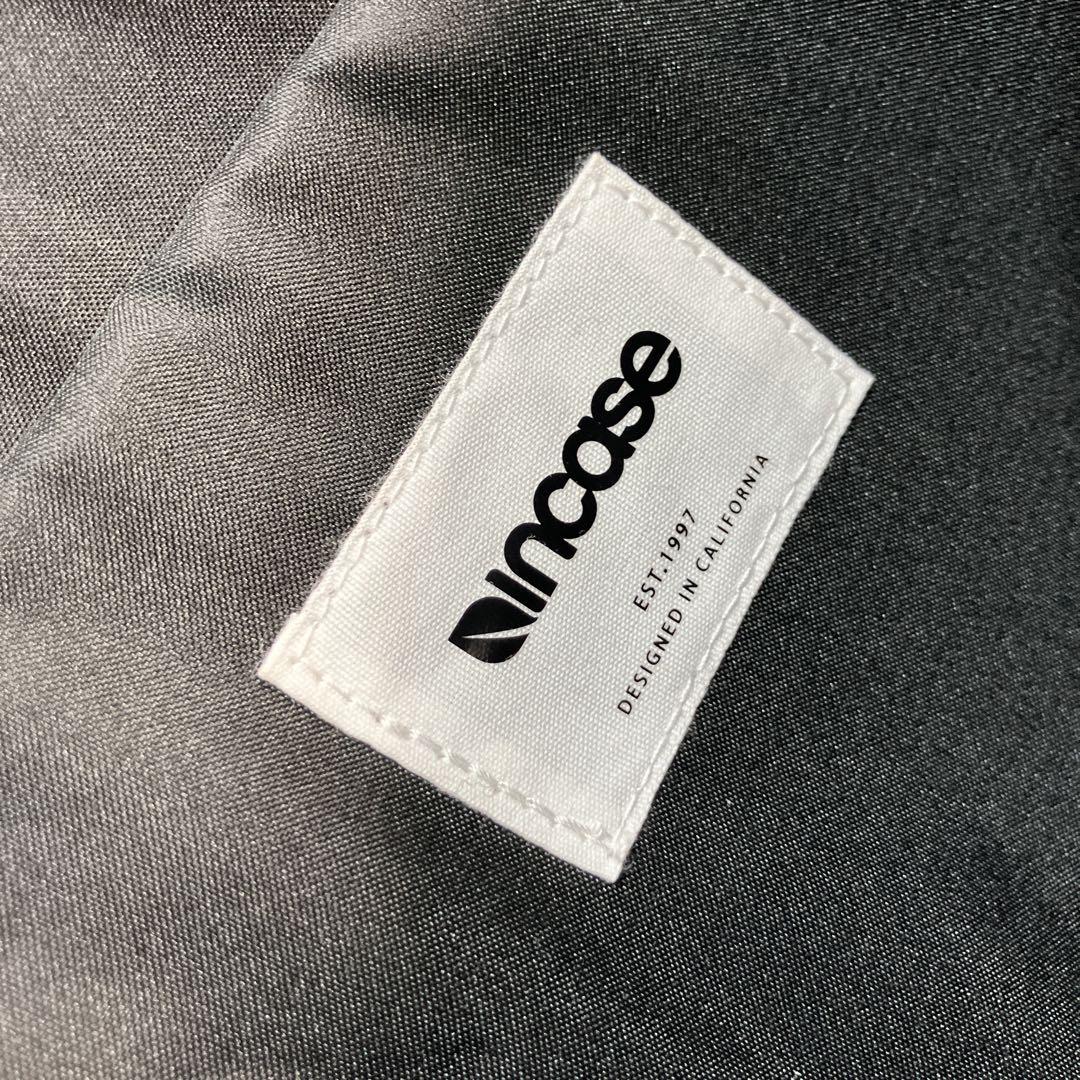 incase ショルダーバッグ ボディバッグ