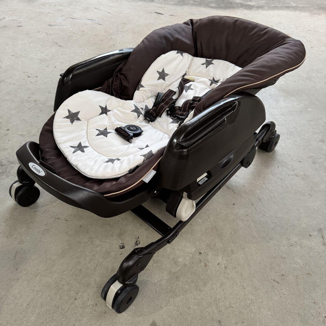 Combi ネムリラ AUTO SWING(直接引渡し限定)