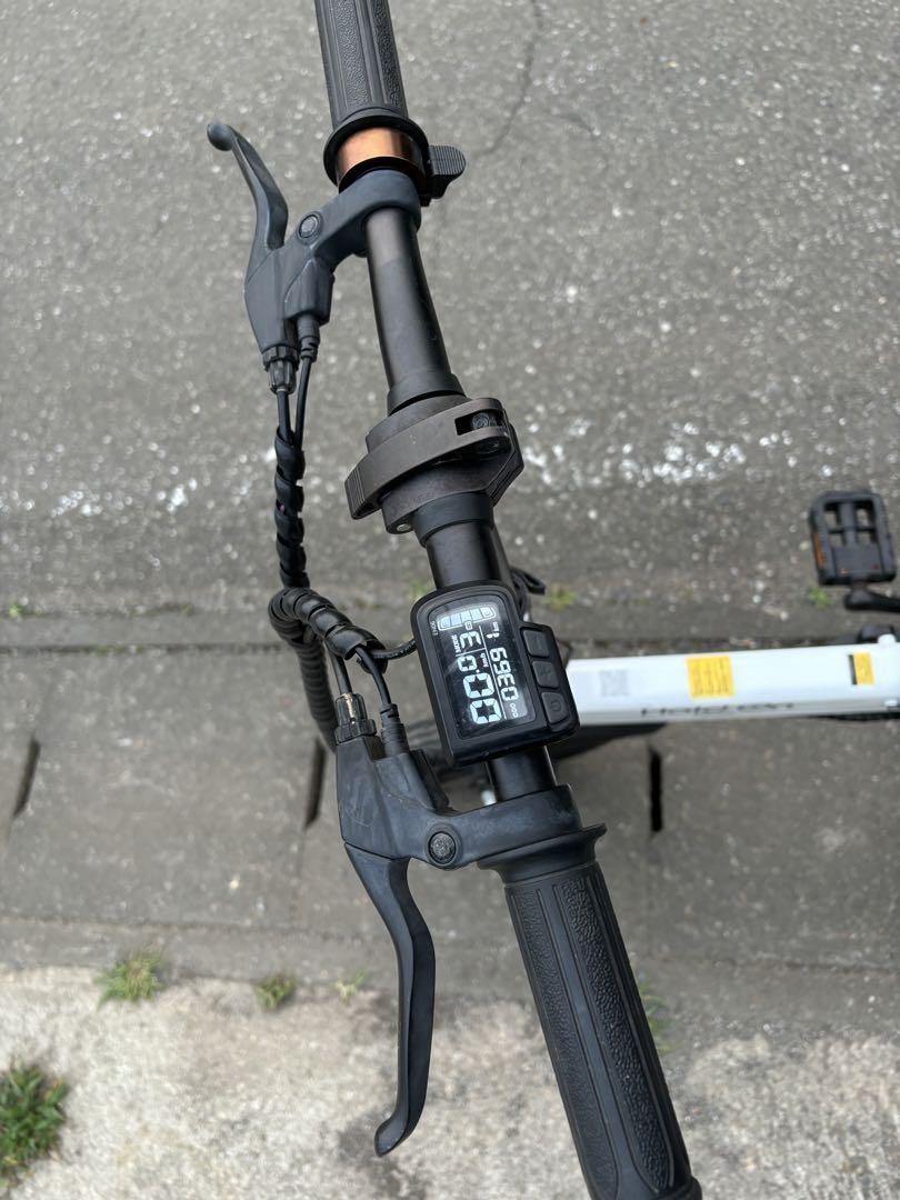 Hold On Q1 折りたたみ自転車 ホワイト