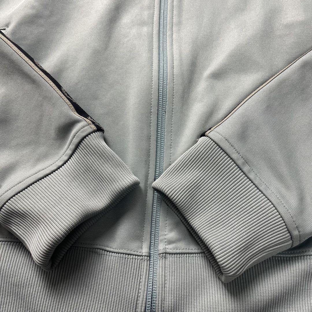 FRED PERRY トラックジャケット ミント L - メルカリ FRED PERRY トラックジャケット ミント L - メルカリ