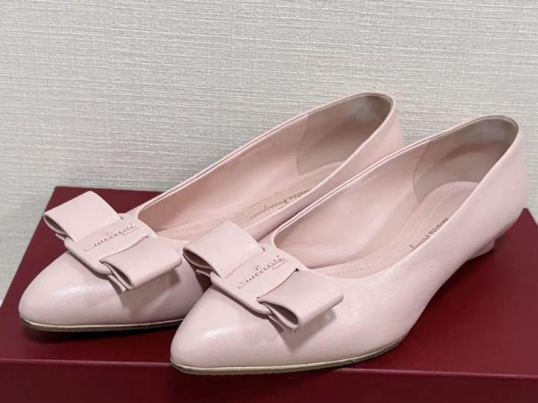 Salvatore Ferragamo フェラガモ　VIVA VARA 6D Salvatore Ferragamo フェラガモ VIVA VARA 6D 靴