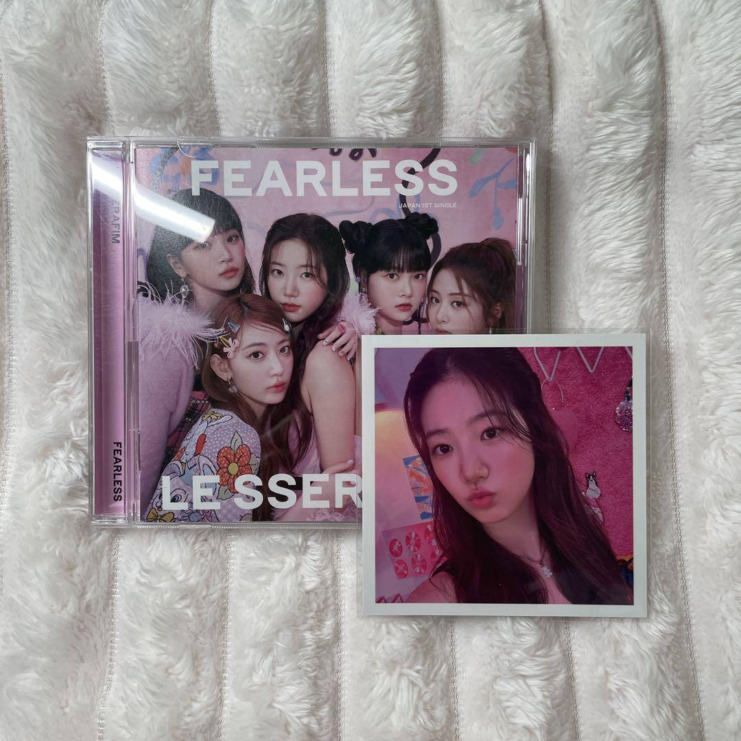【新古品】FEARLESS LESSERAFIM ルセラフィム サイン入CD LE SSERAFIM - ［LE SSERAFIM ルセラフィム］ FEARLESSサイン