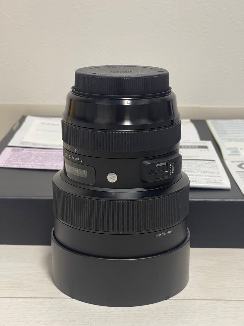 ✨シグマ　14-24mm f2.8 ART Canon EFマウント美品　箱付き 傷やコーティング劣化がなく 非常に良好な状態です 24mm 前玉 後玉 レンズ内の状態 カビやクモリはなく 非常に綺麗な状態です ワイド側 ···13 18mm焦点距離 テレ側 ···19 24mm開放F値···2