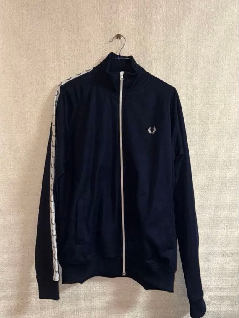 Taped Track Jacket／フレッドペリートラックジャケット　ネイビー_1