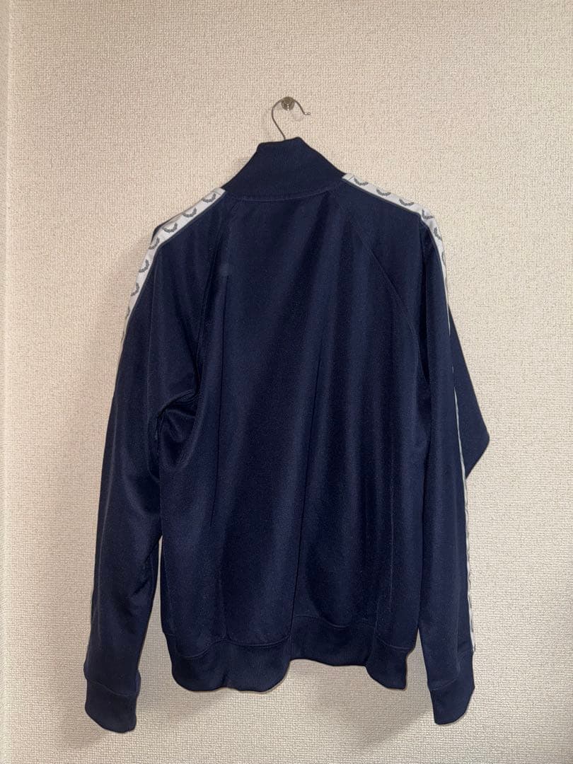 Taped Track Jacket／フレッドペリートラックジャケット　ネイビー_2