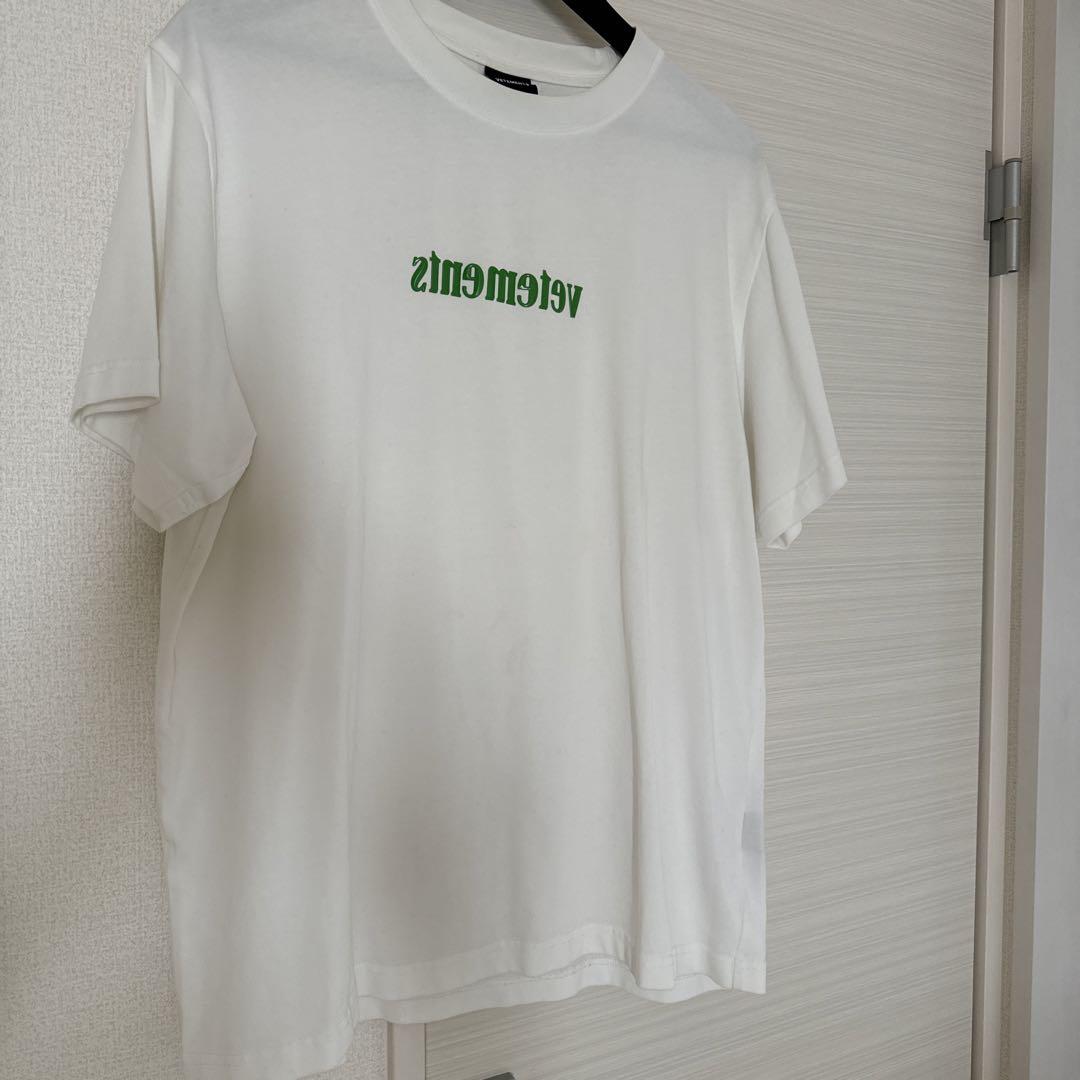 vetements ホワイトロゴ Tシャツ