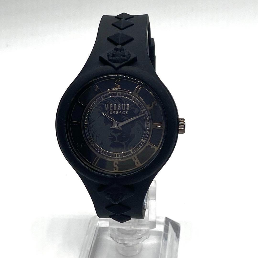 ☆海外限定品! シンプルな美しさ! ヴェルサス ヴェルサーチ ☆海外限定品! シンプルな美しさ! ヴェルサス ヴェルサーチ