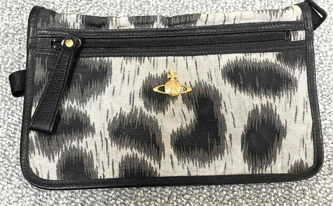 Vivienne Westwoodショルダーバッグ
