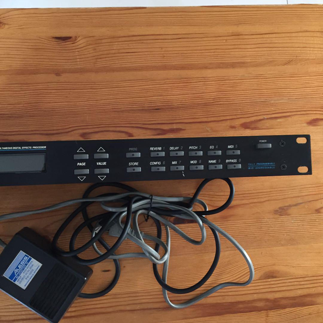限定品低価 Alesis アレシス クアドラバーブ LGwMx-m80655301898 quadraverb 人気定番得価