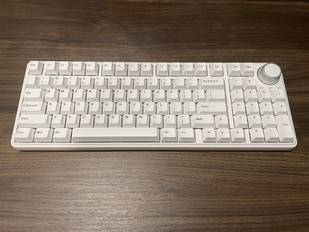 最安値】 【最終値下げ】Dukaro vn96 メカニカルキーボード(ホット