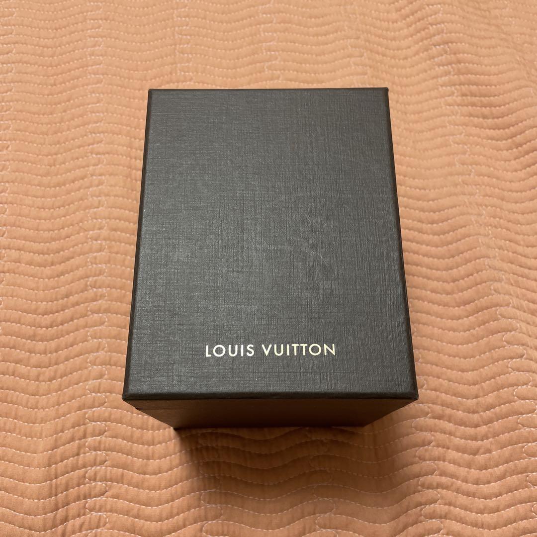LOUIS VUITTON 箱付き時計ケース・説明書