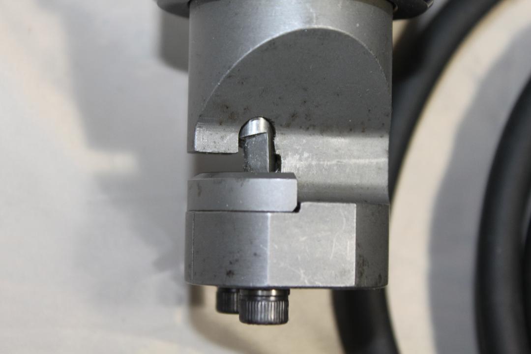 日立 電動金属板切断機プロ用点検動作確認済み美品です 2Uv4I-m80671862230 ニブラCN32 大特価在庫