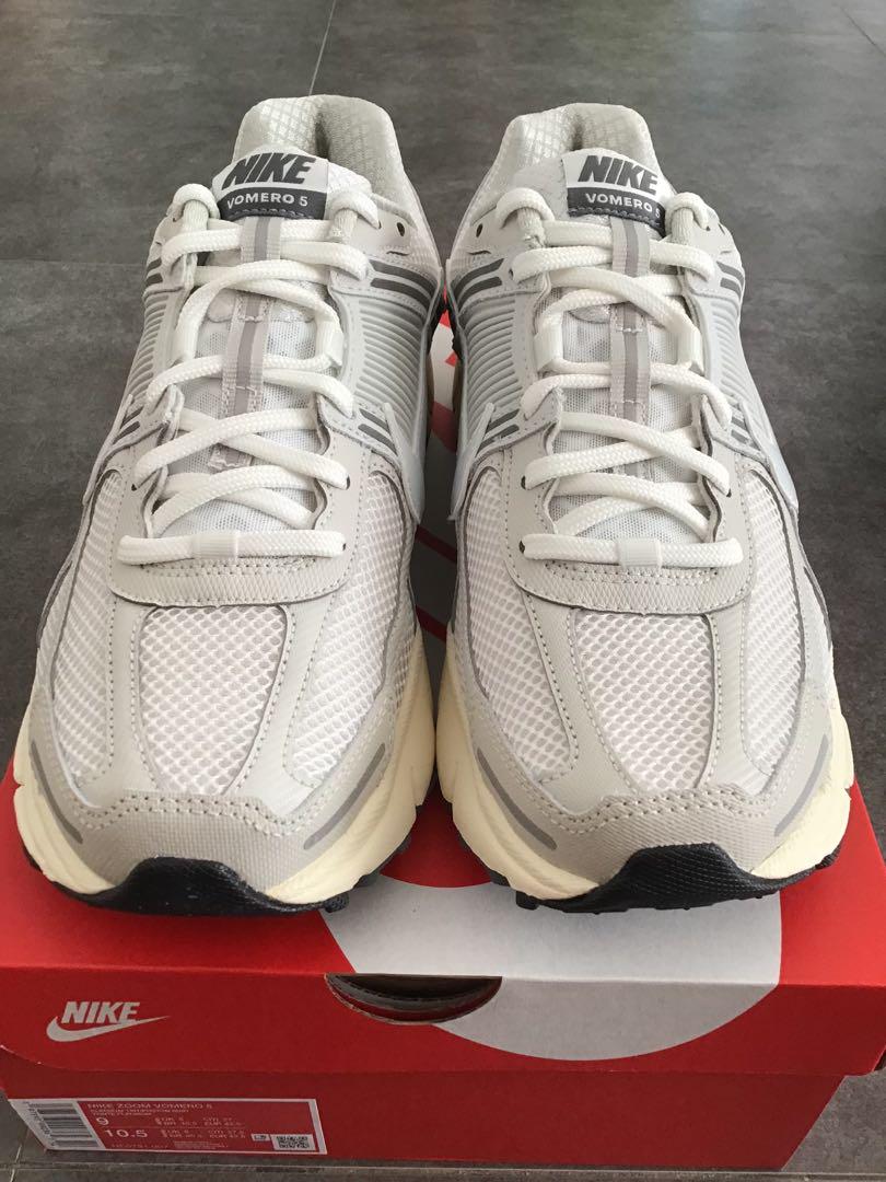 靴 Nike Zoom Vomero 5 Platinum Tint 27cm