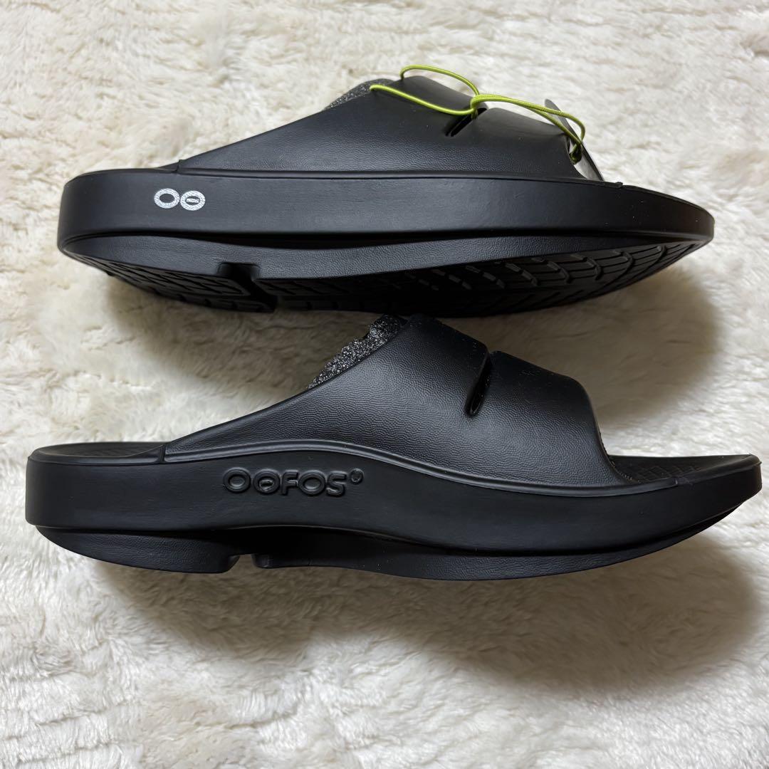 OOFOS ウーフォス OOAHH ウーアー リカバリーサンダル ブラック 37