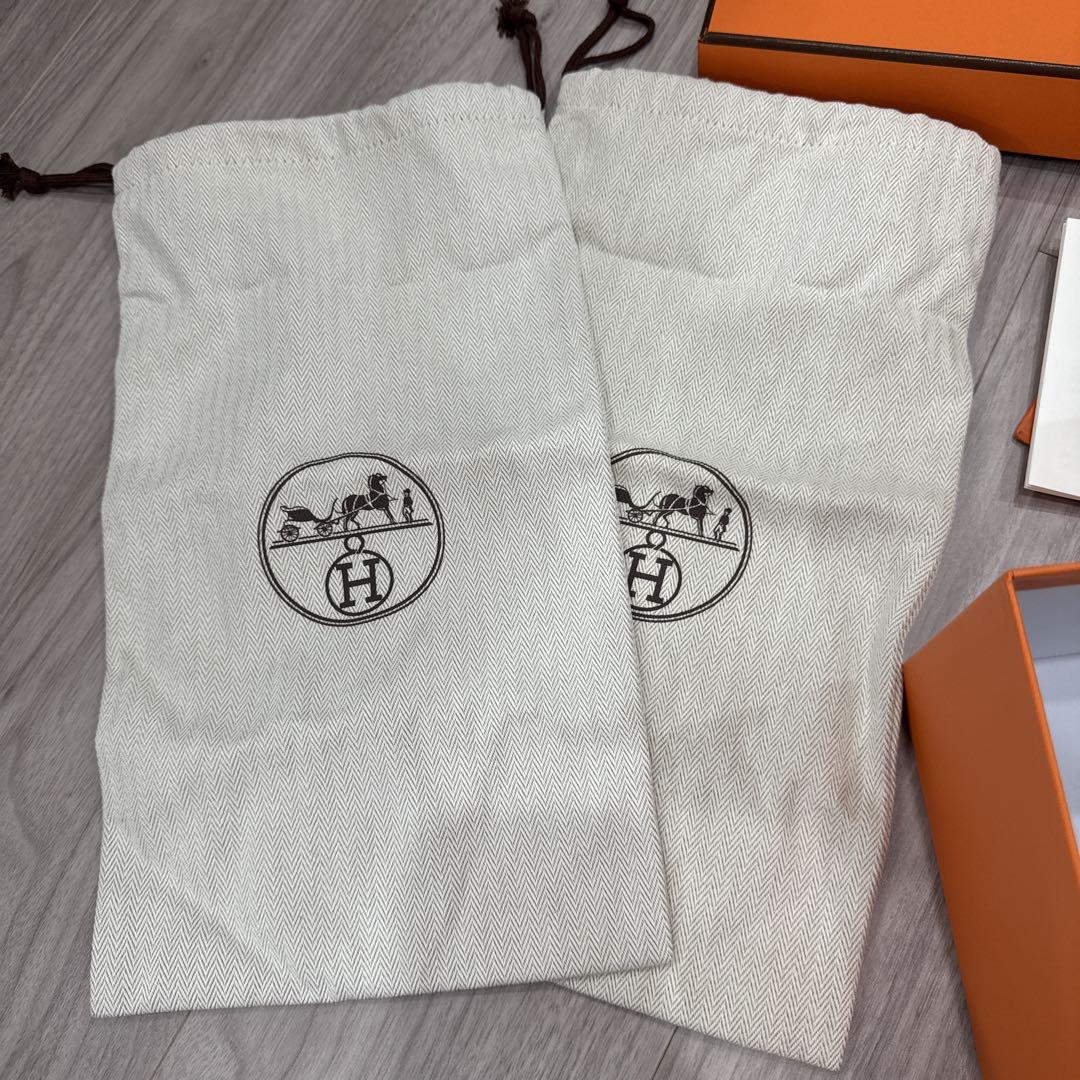 エルメス　モカシン（アワー） 黒/白(美品)