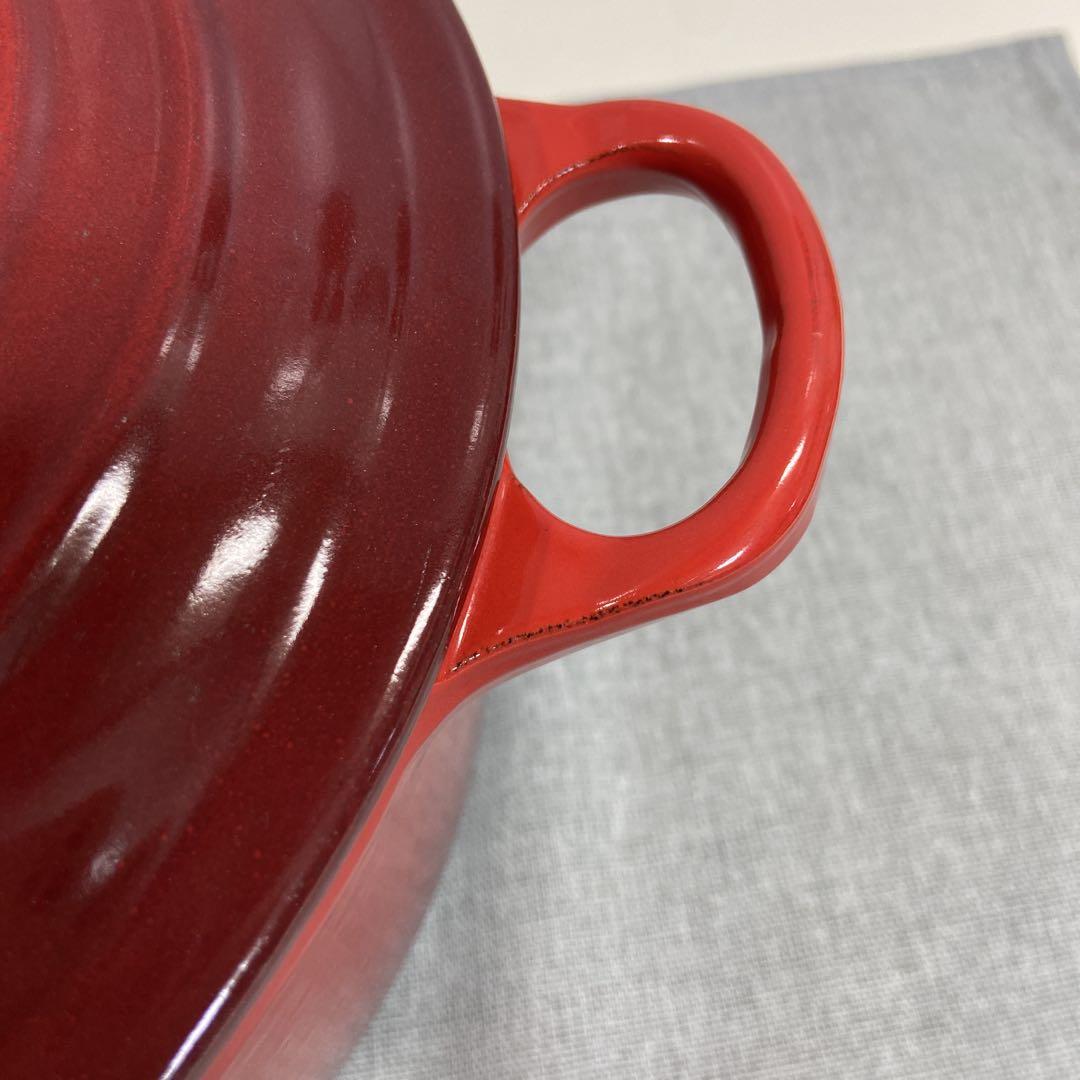【美品】ルクルーゼ ココットロンド 24cm チェリーレッド