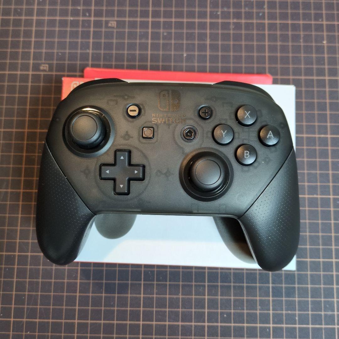Nintendo Switch Pro Controller ブラック