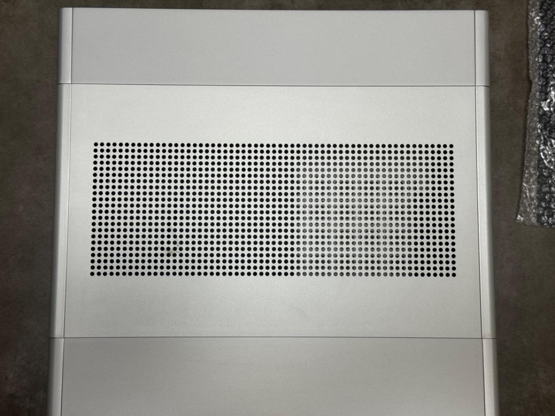 海外ブランドアウトレット通 Louqe Ghost S1 MKII Lサイズ Top Hat 2個付き PCケース(自作PC用)