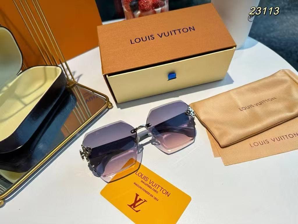LOUIS VUITTON 六角形サングラス グラデーション紫