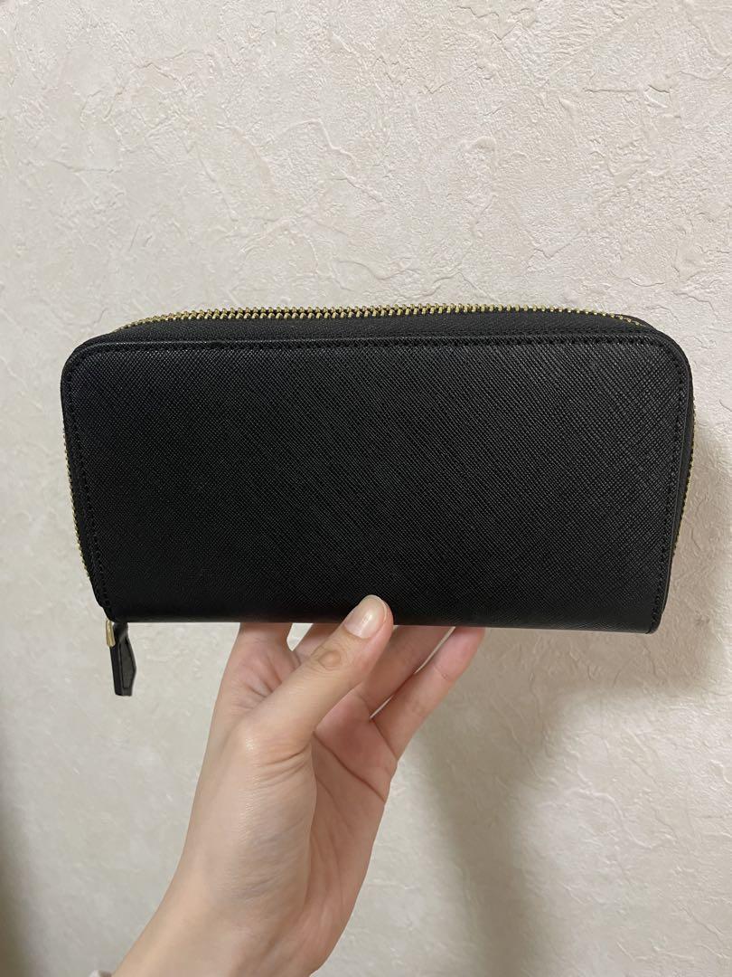 PRADA ブラックレザー 長財布