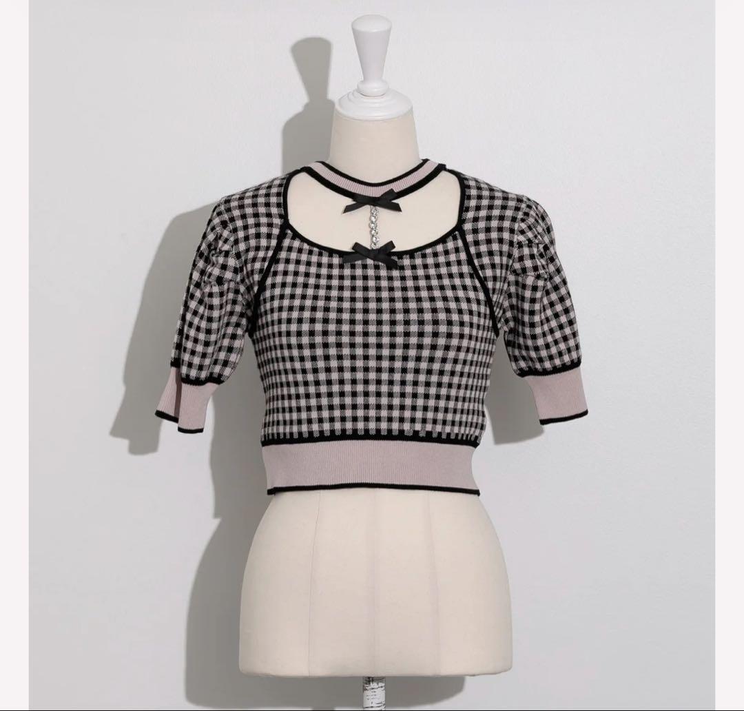 Pium トップス♡ ビジューチョーカー付きケープニット ブラック ビジューチョーカー付きケープニット – pium