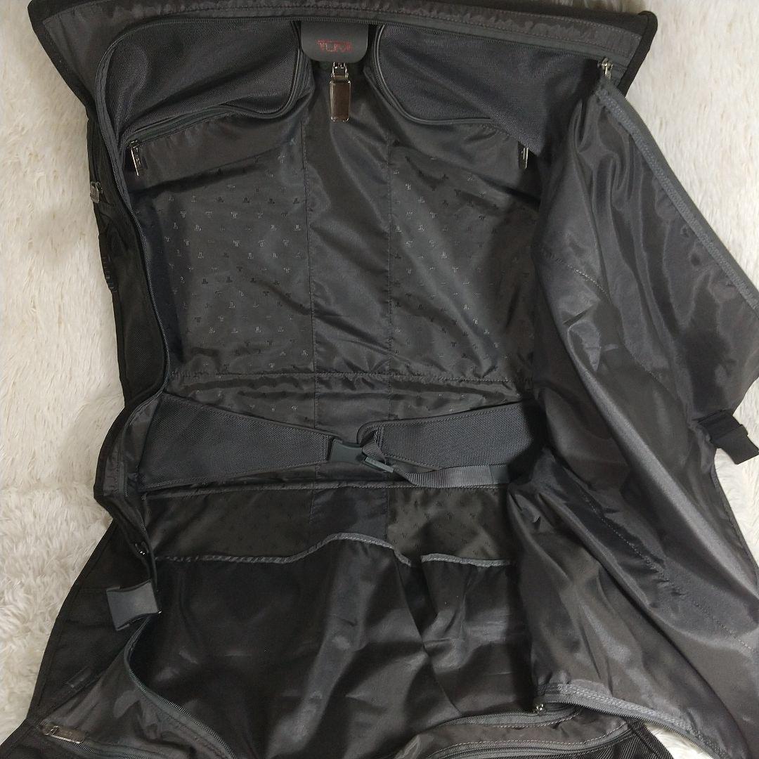 トゥミ　TUMI　ガーメントバッグ　スーツケース　ナイロン　ブラック
