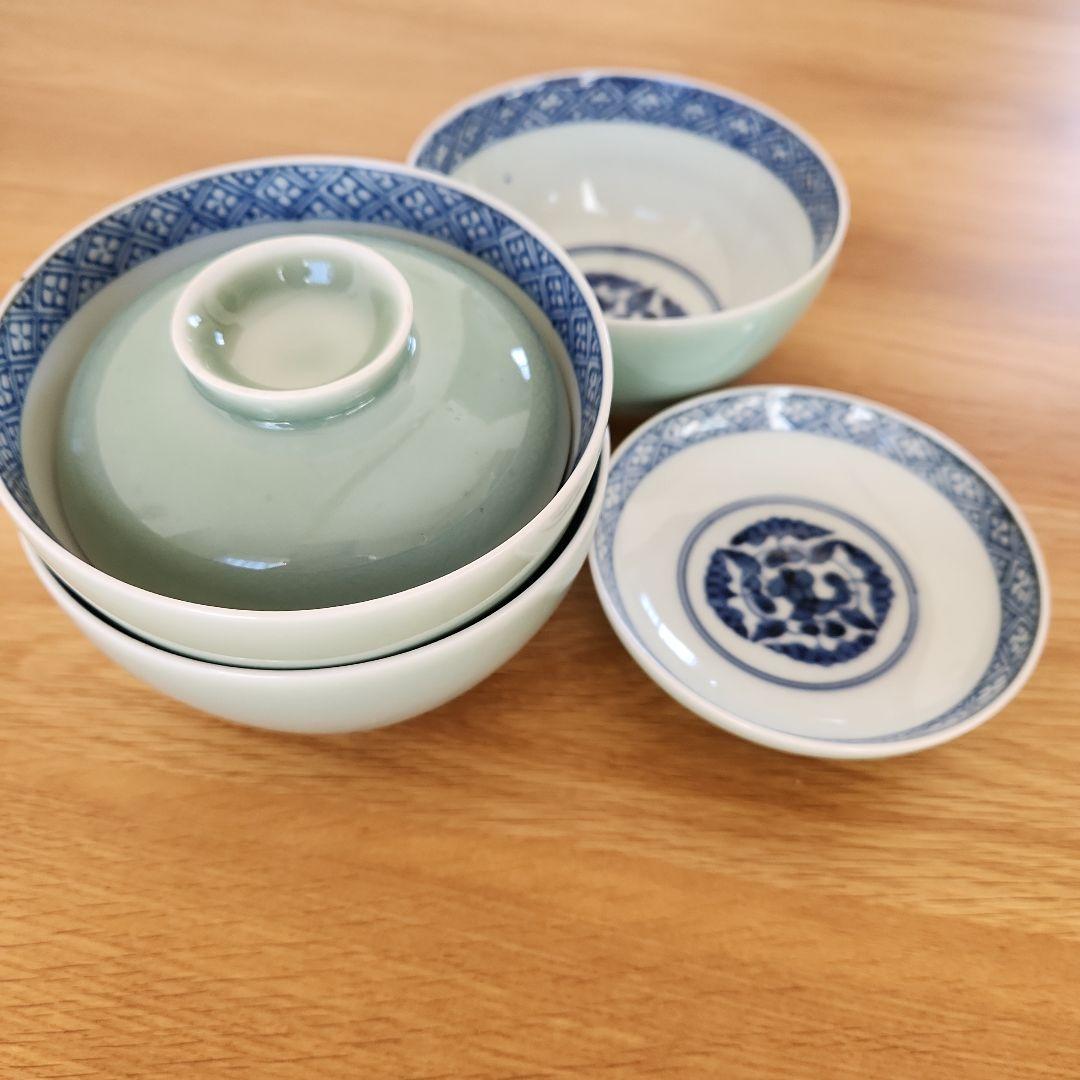 青磁伊万里蓋付き飯碗2客セット＋碗のみ1客