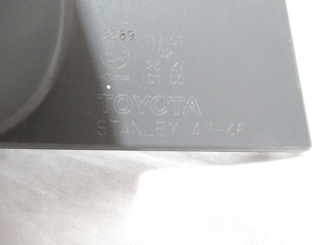 ZVW41 ZVW40 前期 プリウスα 左 テールレンズ