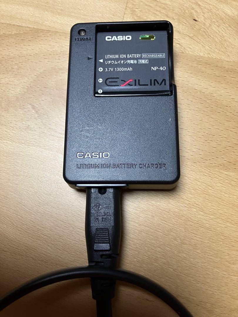 デジタルカメラCASIO EXILIM EX-Z100 【SDカード2GB付】
