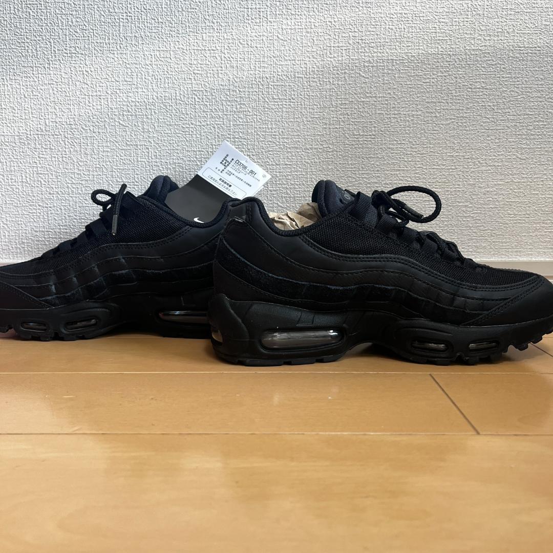 超美品タグ付き】NIKE エアマックス 95 エッセンシャル