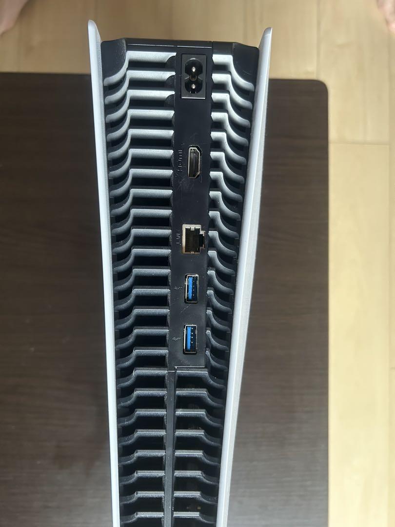 PlayStation 5 (PS5) 本体 CFI-1100A01(通常版)