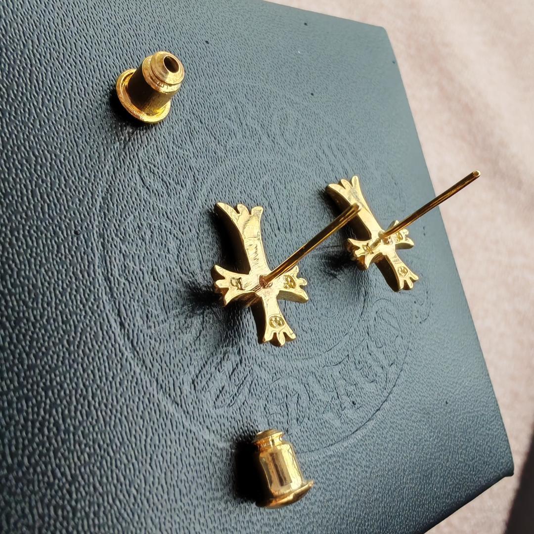 CHROME HEARTS CHクロス スタッド ピアス 22K