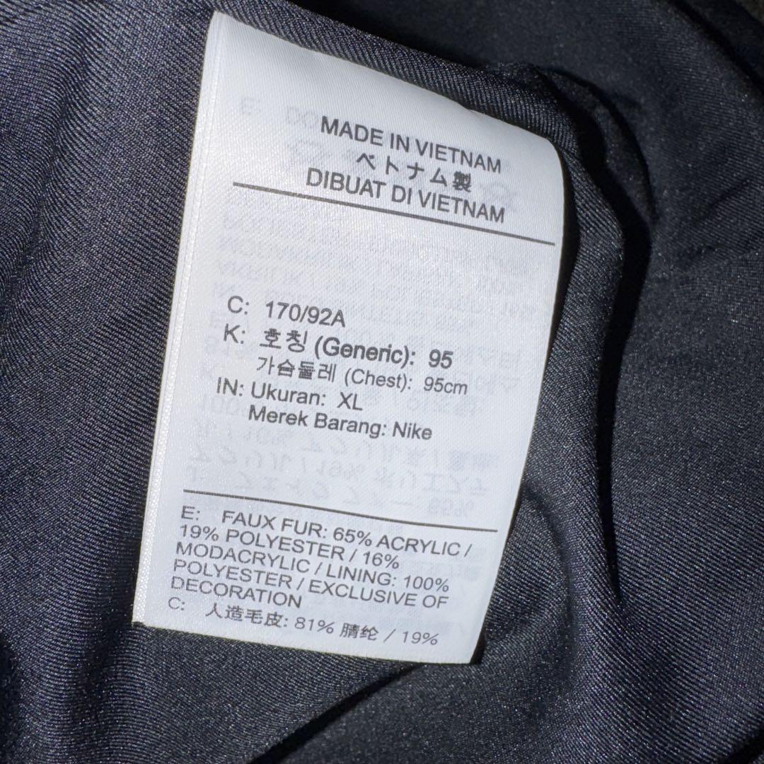 NIKE ファーコート　チェック柄