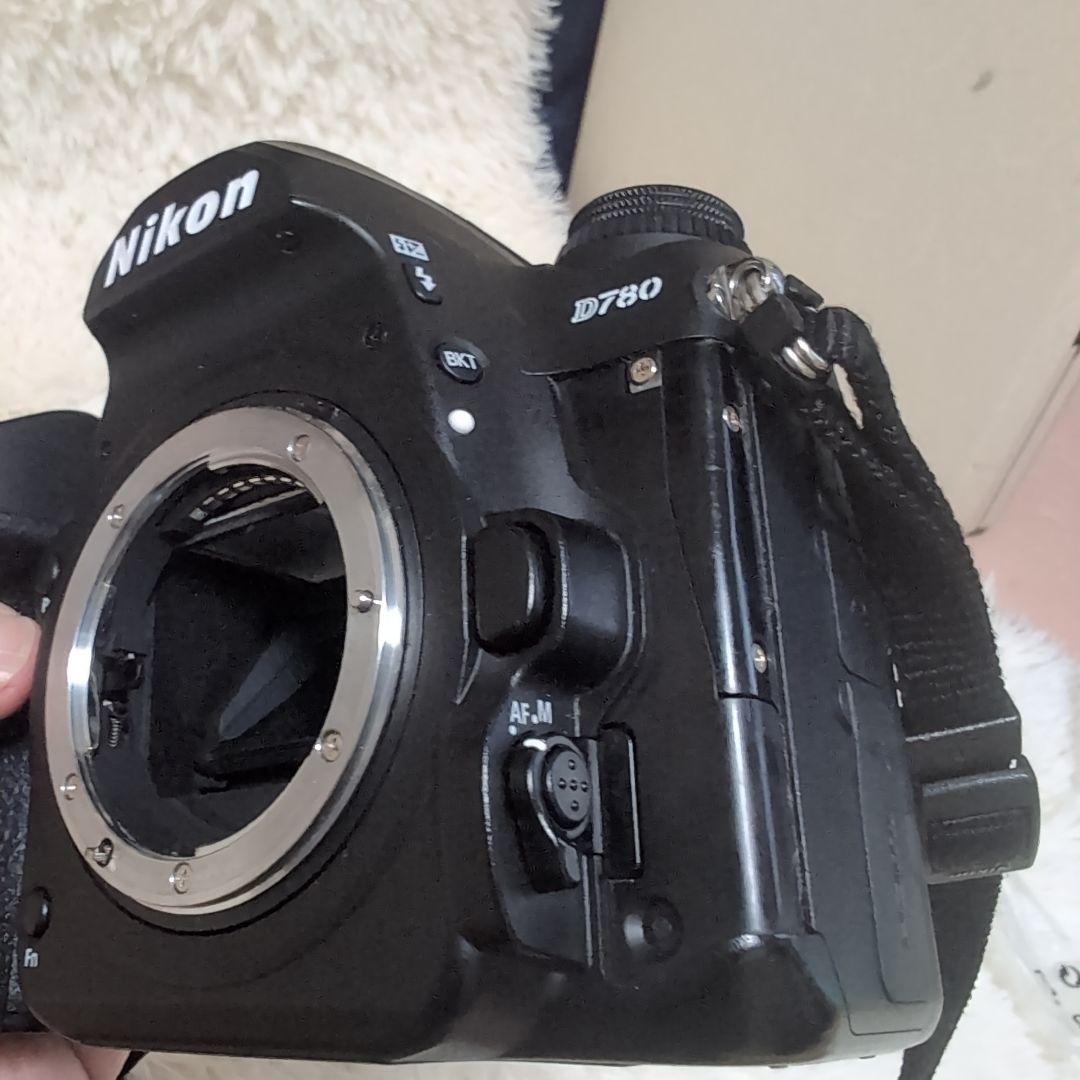 Nikon D780 デジタルカメラ 本体と付属品
