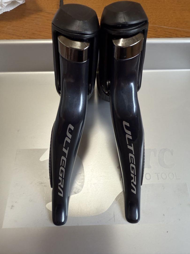 SHIMANO ULTEGRA ST-R8050 左右　Di2&ワイヤーブレーキ