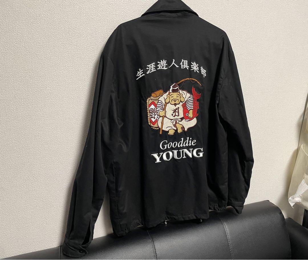 Gooddie YOUNG 刺繍入り黒ジャケット