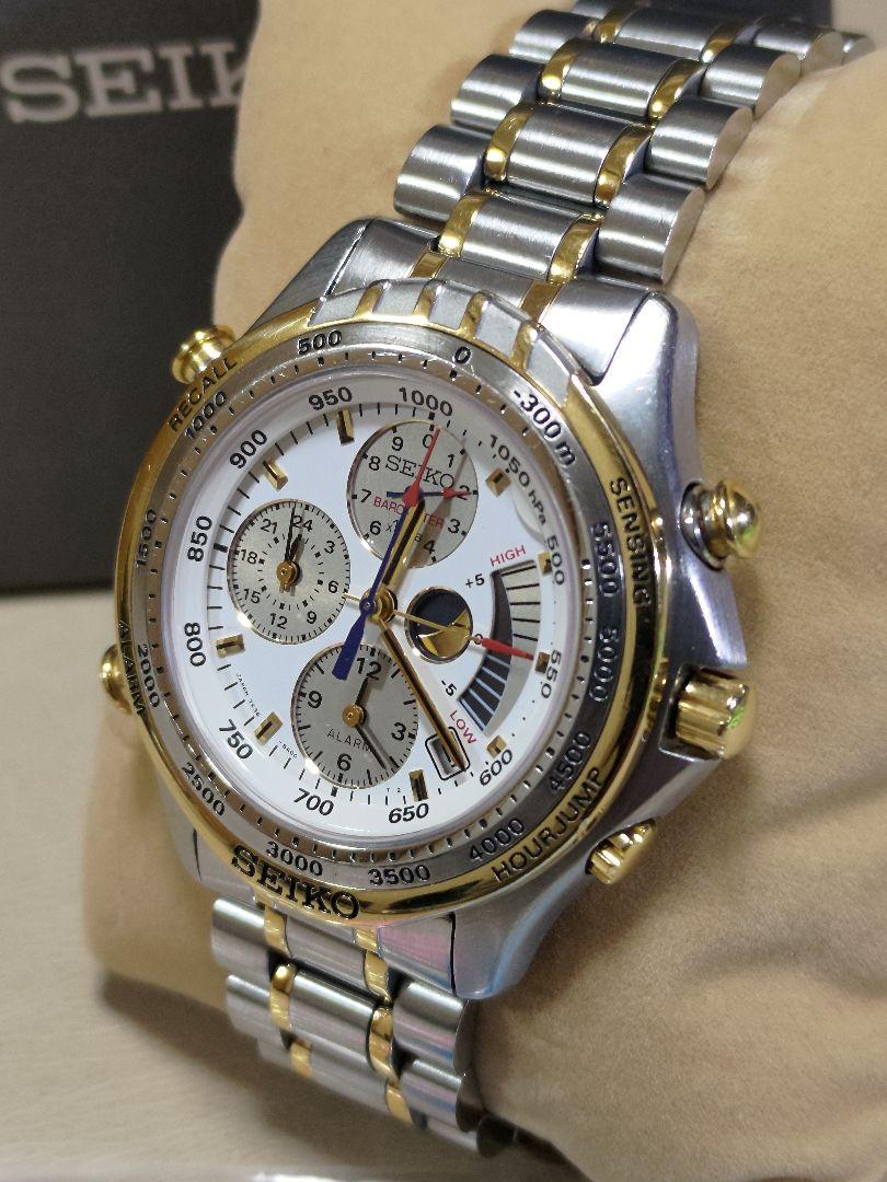 セイコークルージングマスター・7K36-6A00　電池交換済みの稼働品！！