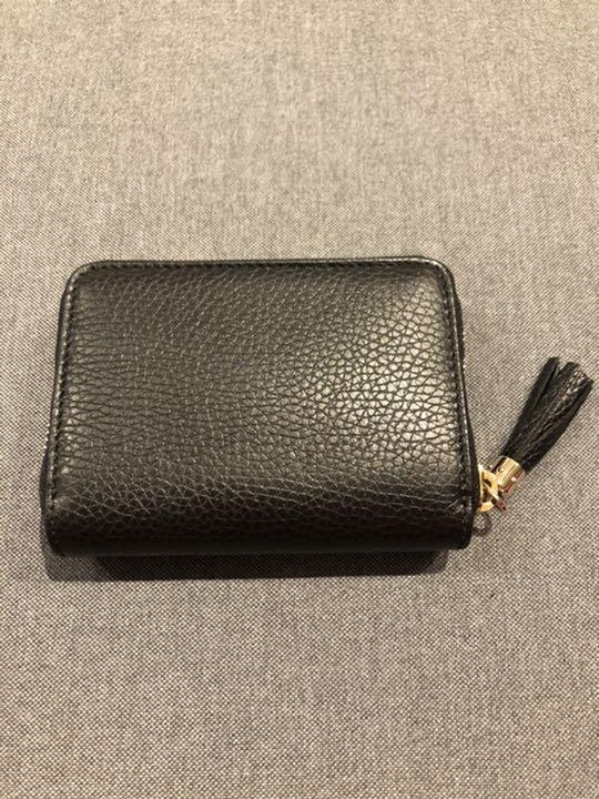 誕生日プレゼント 新品、未使用 GUCCI グッチ レディース 本革 ミニ 財布 ブラック 小物