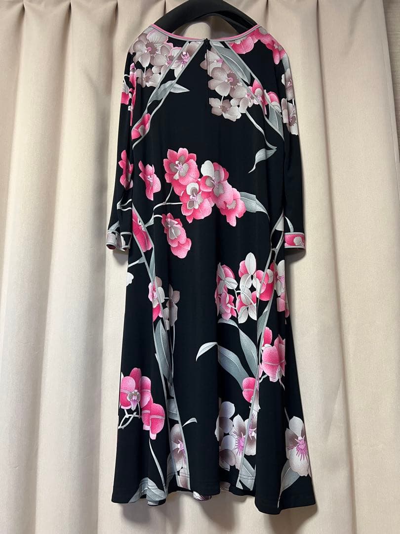 レオナールワンピース 42