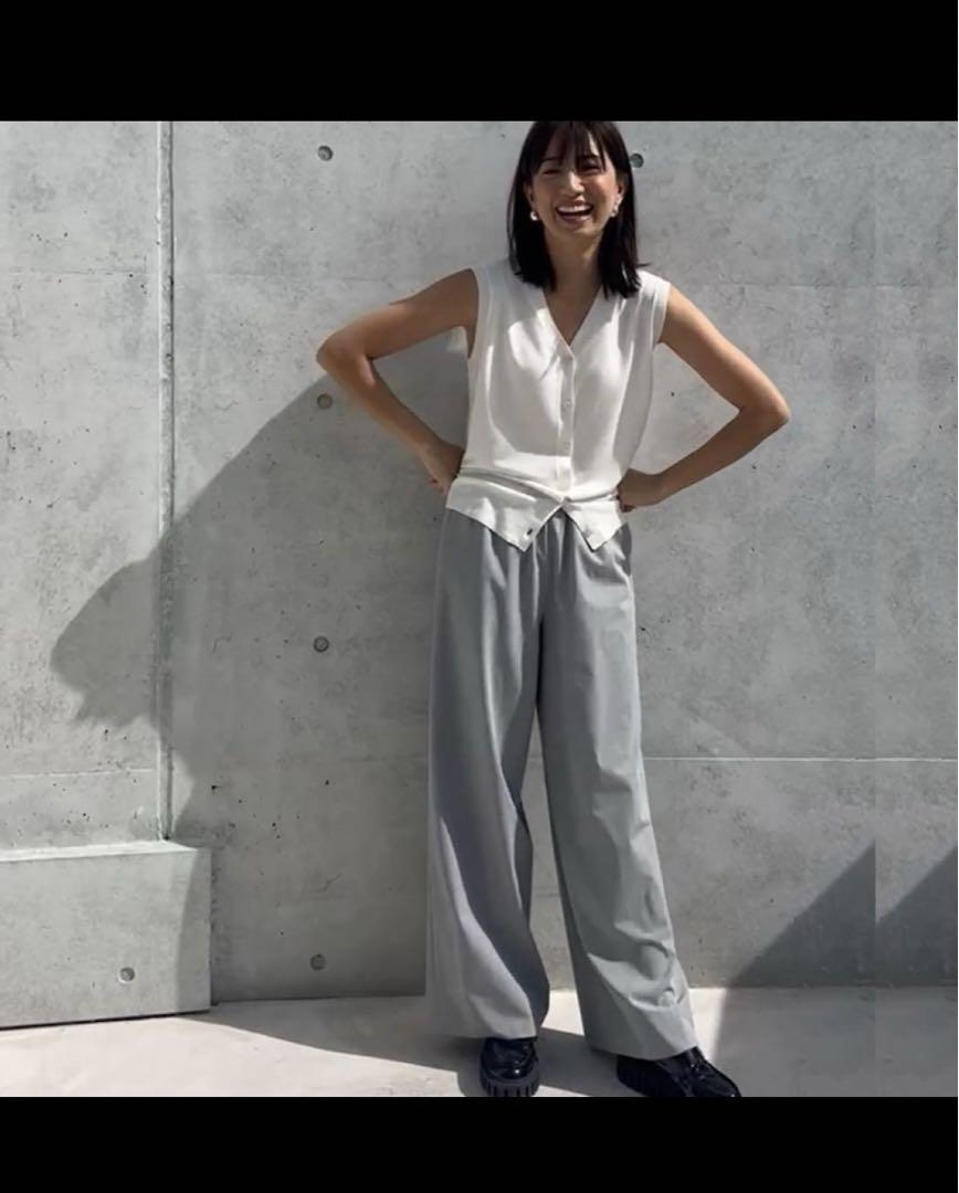 【美品】FORME VERY別注・ワイドパンツ ライトグレー サイズ0 美品[FORME] VERY別注・ワイドパンツ ライトグレー サイズ1