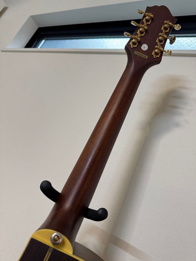 極美品!Epiphone EF-500RCCE ステレオプリアンプ搭載 極美品!Epiphone EF-500RCCE ステレオプリアンプ搭載