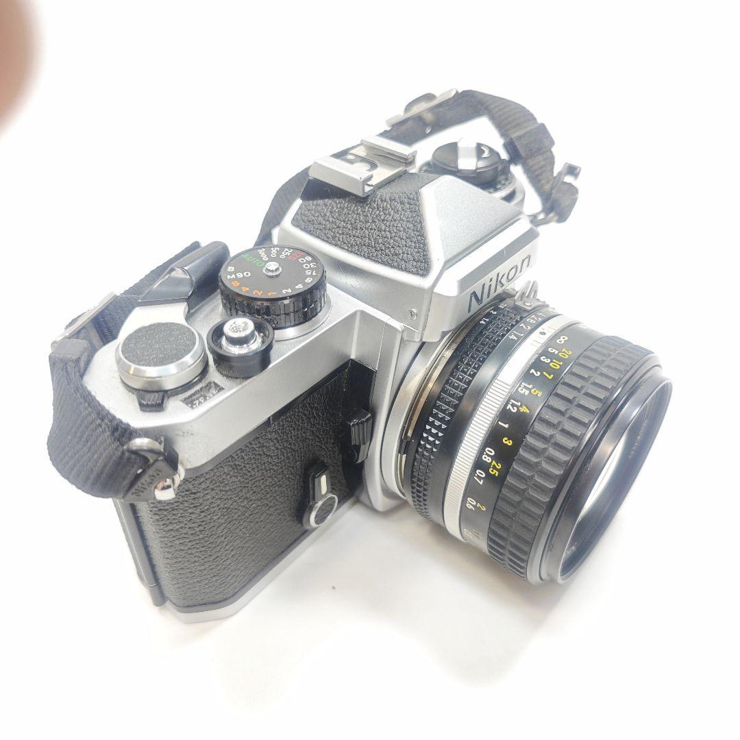 レビュー高評価商品 K*i様 Nikon FE フィルム一眼レフカメラ Nikkor 50mm f/ フィルムカメラ