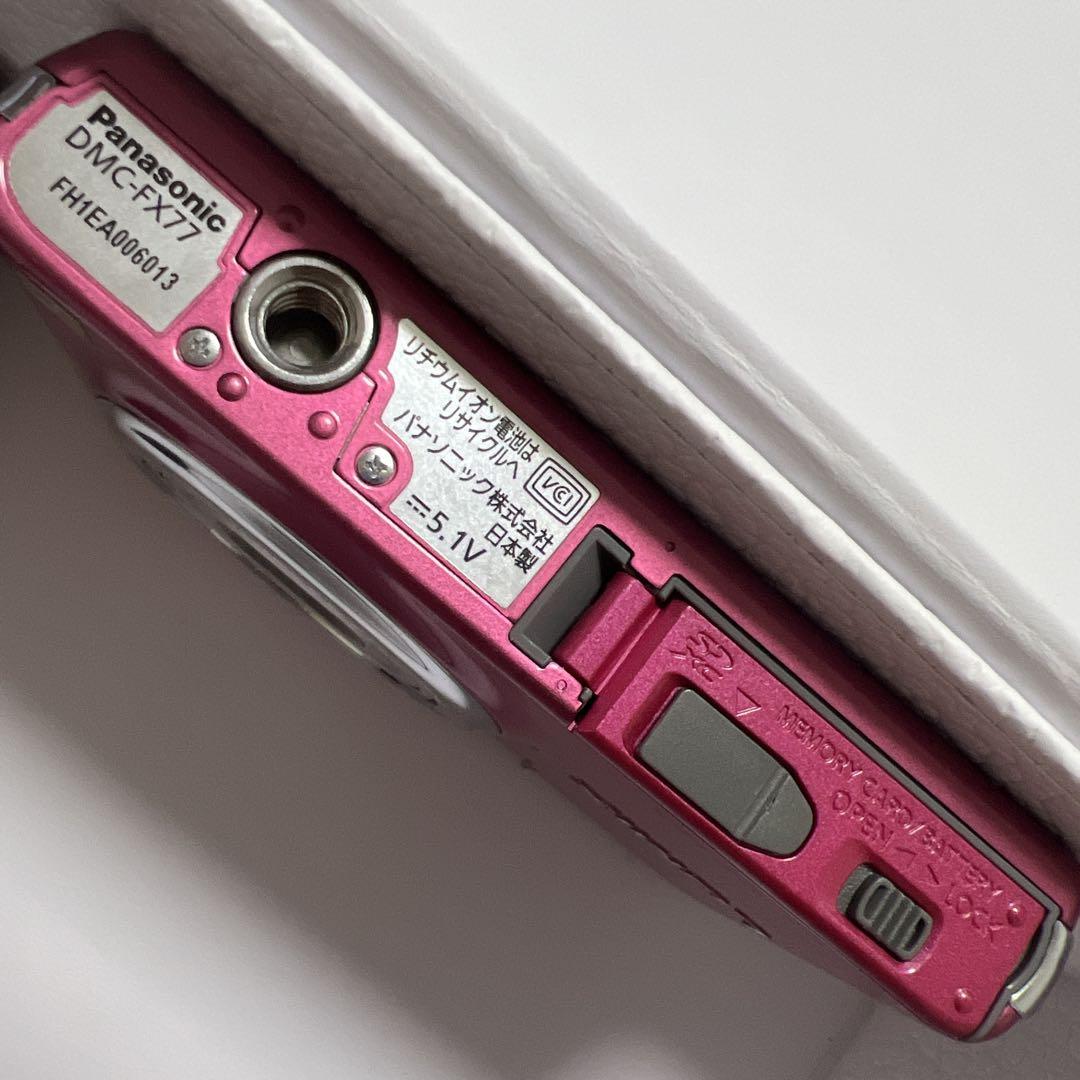 LUMIX デジカメ　Panasonic DMC-FX77