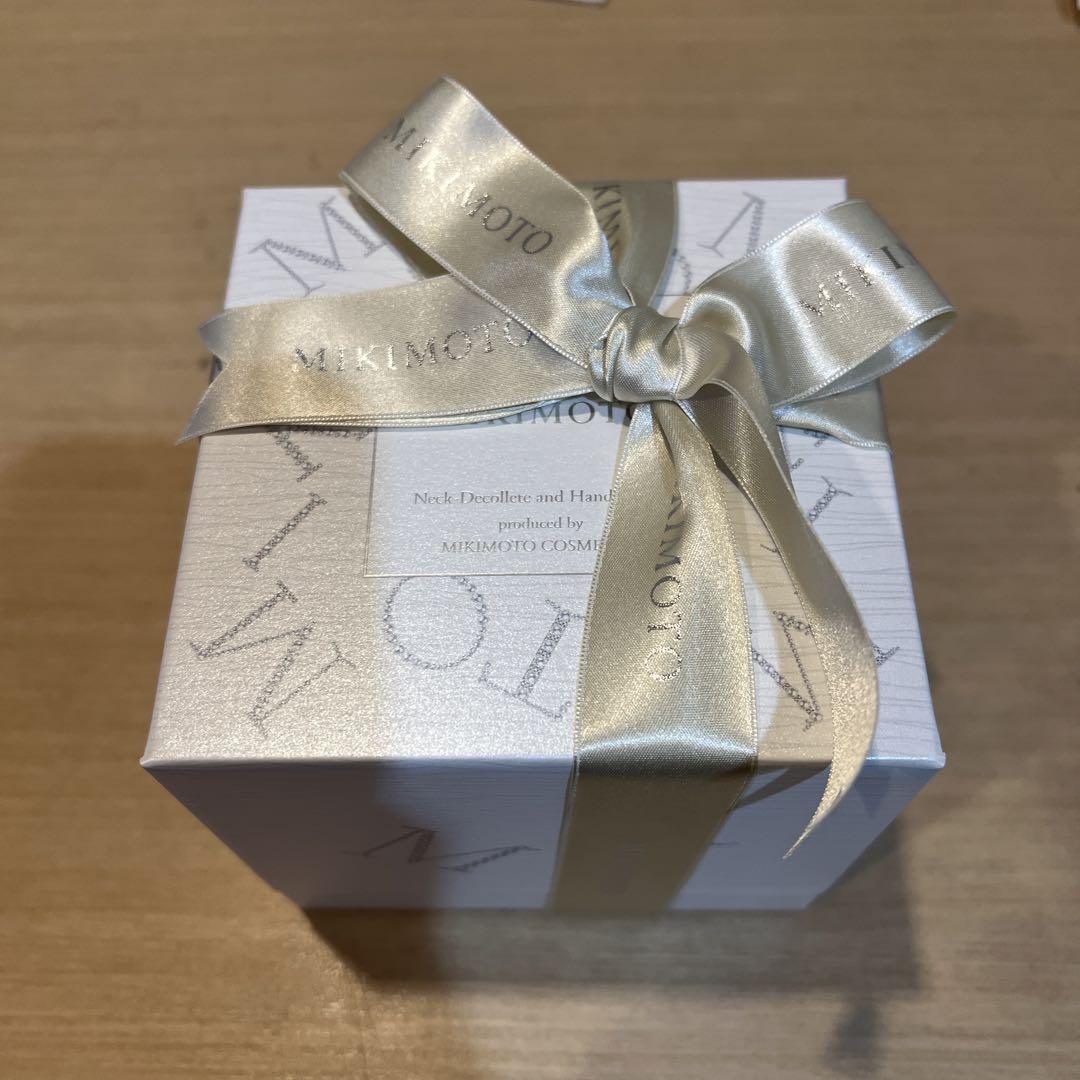 MIKIMOTO   コスメティックス　ネックデコルテハンドクリーム